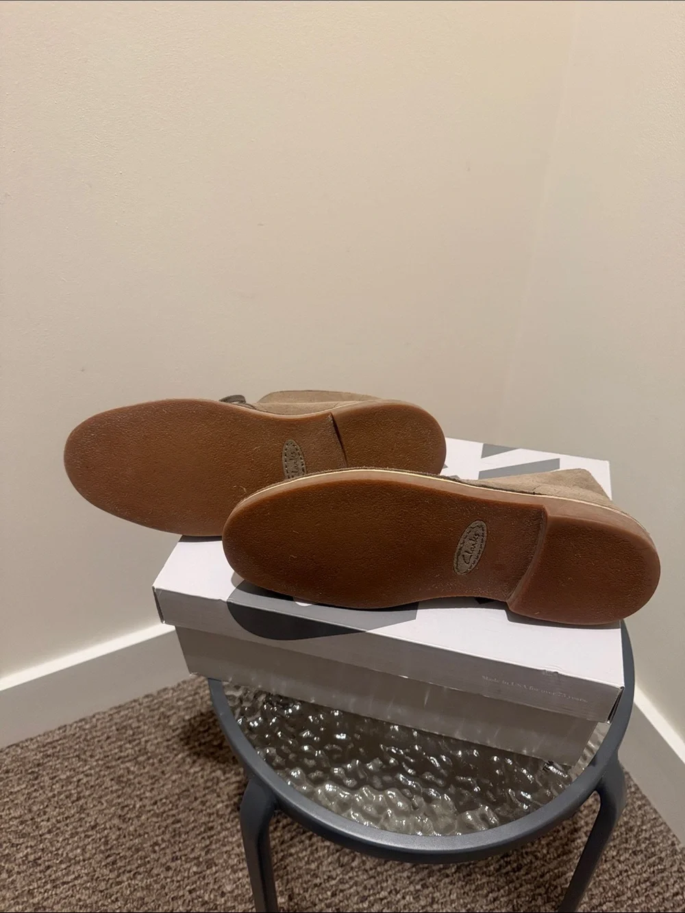 Clarks Men's Suede Chukka Boots in Taupe Brown